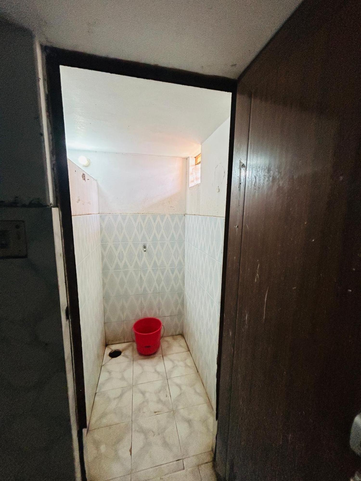 ורנאסי Satsang Lodge מראה חיצוני תמונה