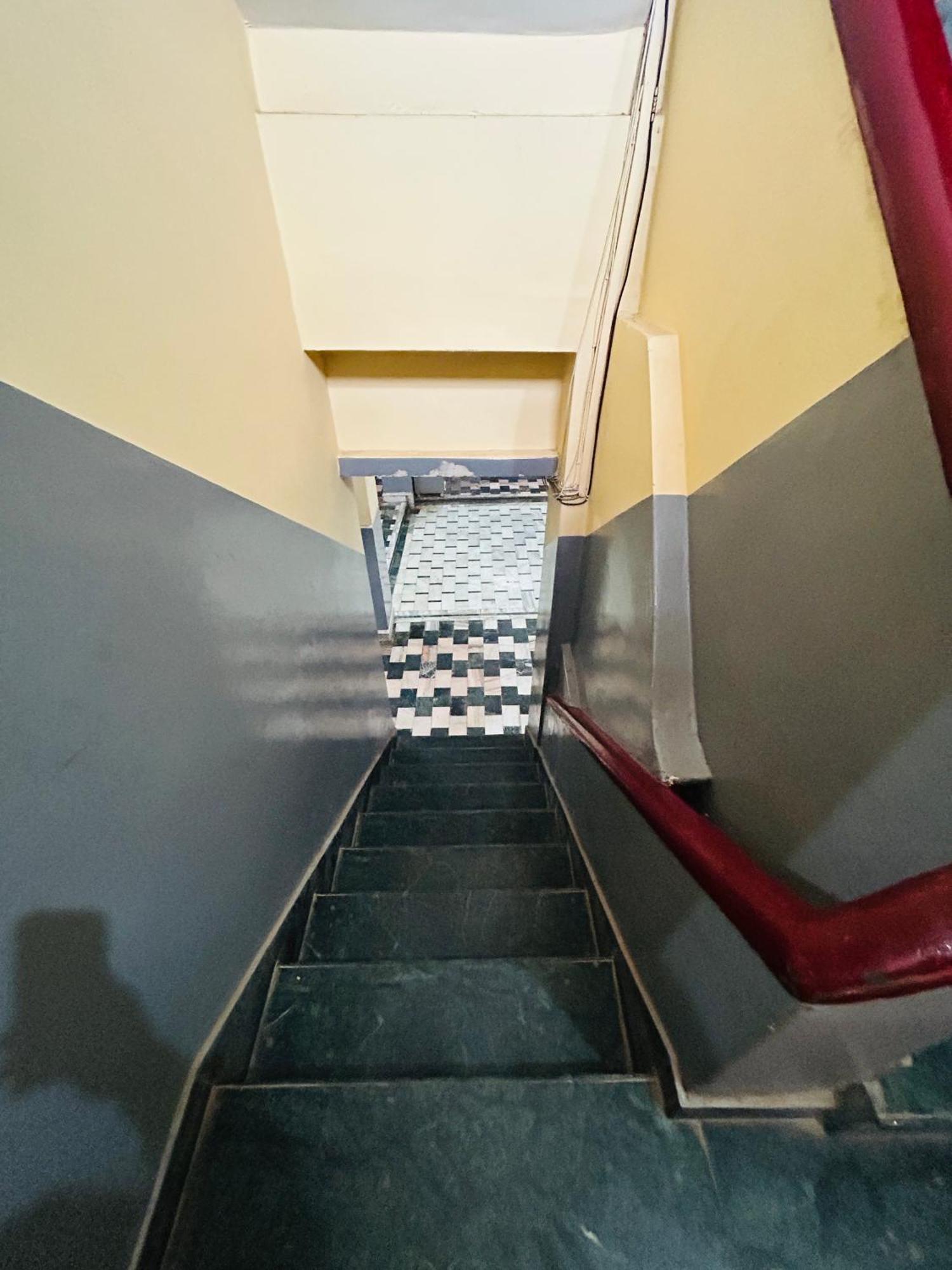 ורנאסי Satsang Lodge מראה חיצוני תמונה